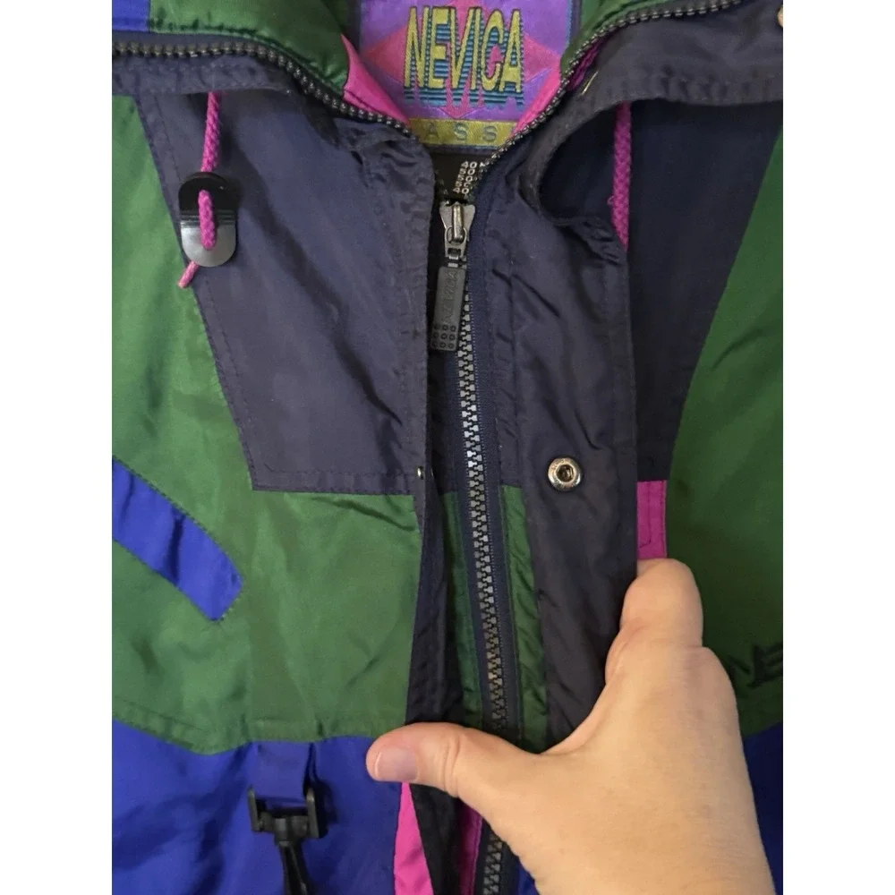 Nevica FS12.9 Mens‎ 40 Ski Jacket RECCO Survival Nylon Color-block Retro Whistle